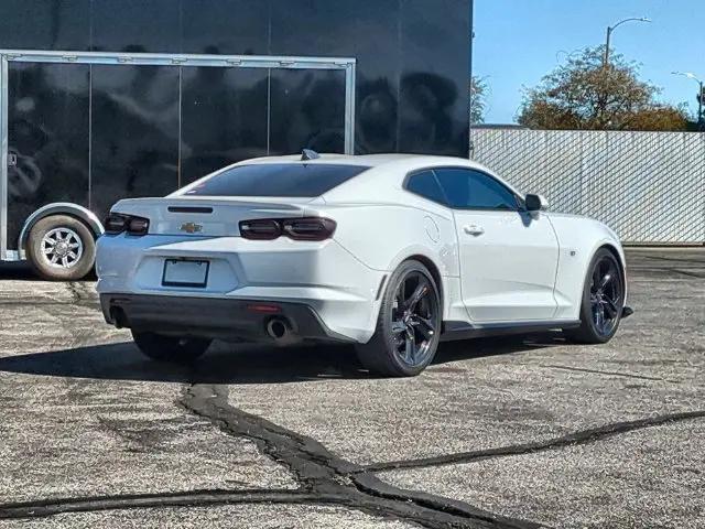 2022 Chevrolet Camaro RWD Coupe 1LT