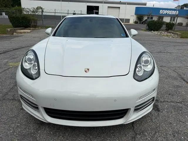 2014 Porsche Panamera 4S