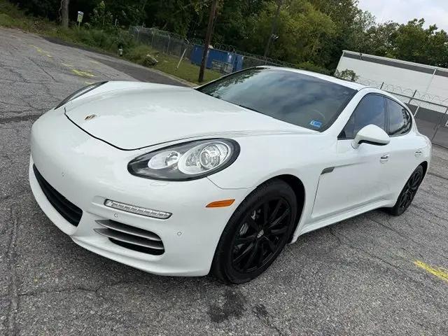 2014 Porsche Panamera 4S