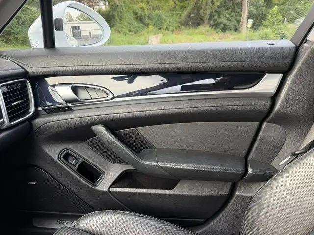 2014 Porsche Panamera 4S