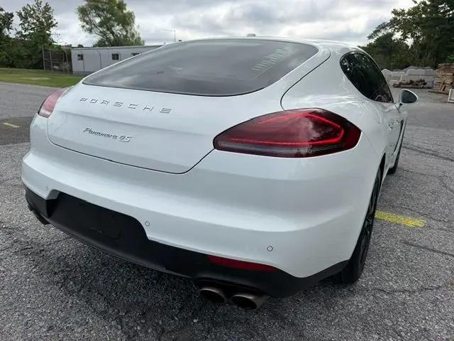 2014 Porsche Panamera 4S