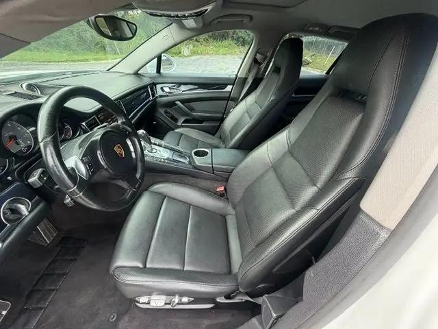 2014 Porsche Panamera 4S