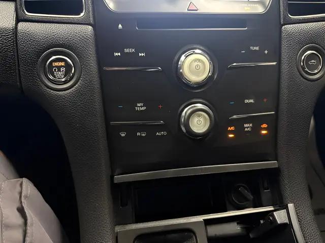 2016 Ford Taurus Limited