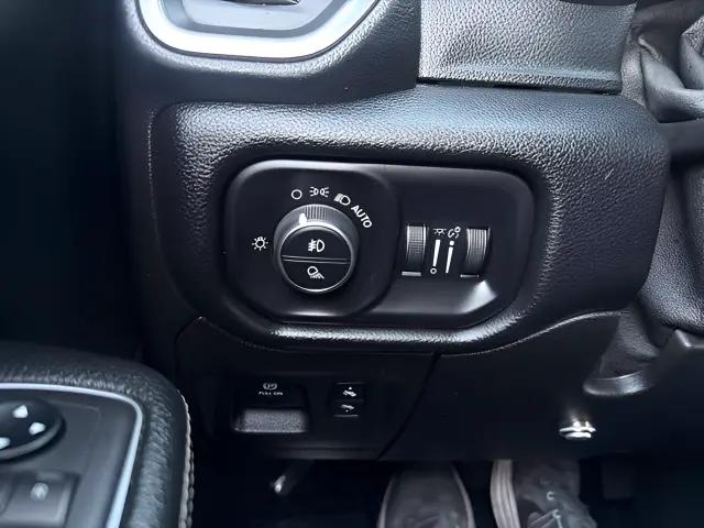 2019 Ram 1500 Laramie Quad Cab 4x2 64 Box