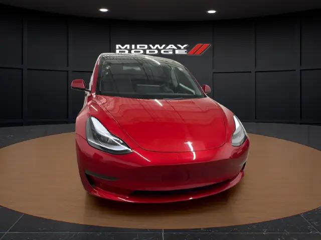 2022 Tesla Model 3 Rear-Wheel Drive