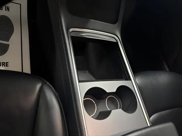 2022 Tesla Model 3 Rear-Wheel Drive