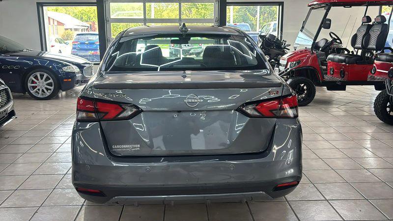 2024 Nissan Versa 1.6 SR