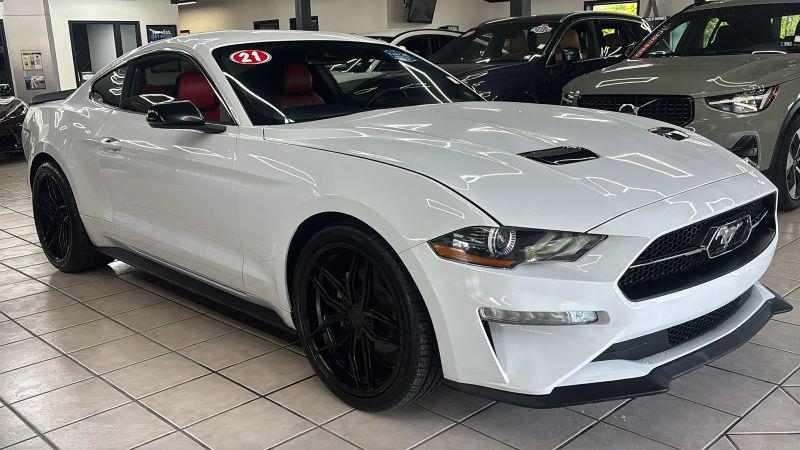 2021 Ford Mustang EcoBoost Premium Fastback