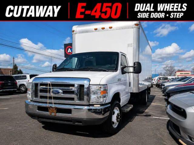 2017 Ford E-450 Cutaway Base for sale near Fairfield, OH