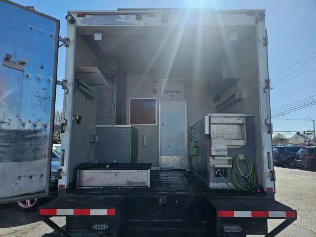 2017 Ford E-450 Cutaway Base