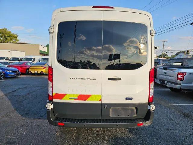 2016 Ford Transit Medium Roof w/Sliding Side Door w/RWB