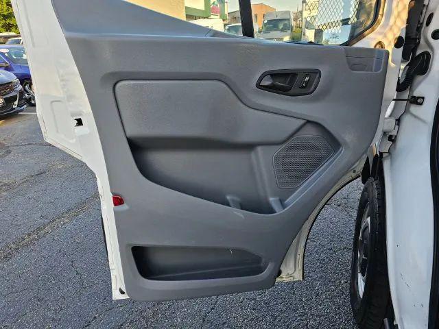 2016 Ford Transit Medium Roof w/Sliding Side Door w/RWB