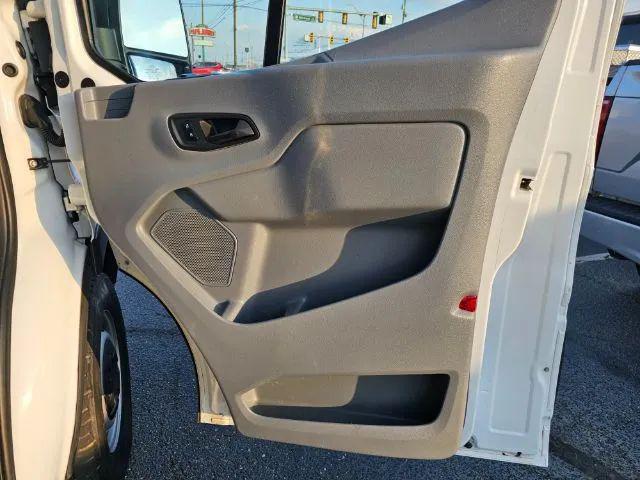 2016 Ford Transit Medium Roof w/Sliding Side Door w/RWB