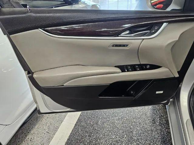 2013 Cadillac XTS Luxury