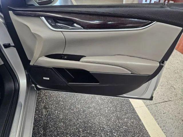 2013 Cadillac XTS Luxury