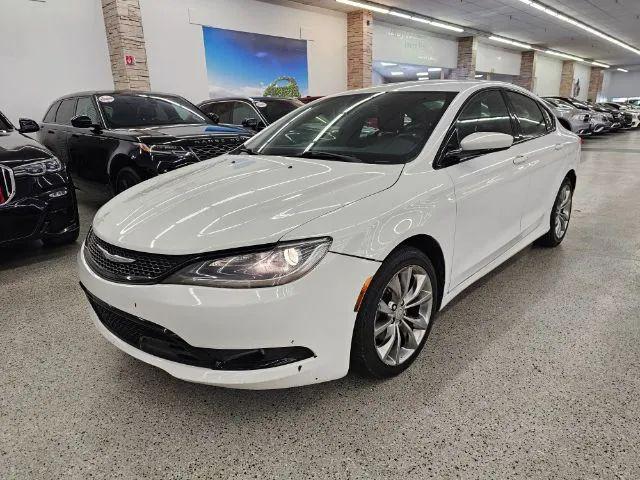 2015 Chrysler 200 S for sale near Fairfield, OH