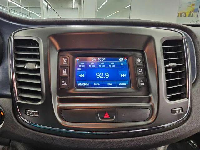 2015 Chrysler 200 S
