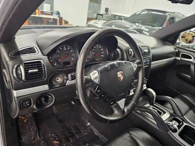 2008 Porsche Cayenne Base