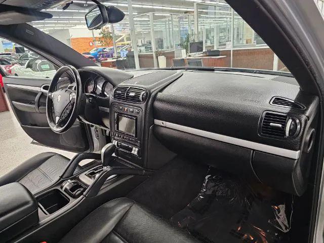 2008 Porsche Cayenne Base