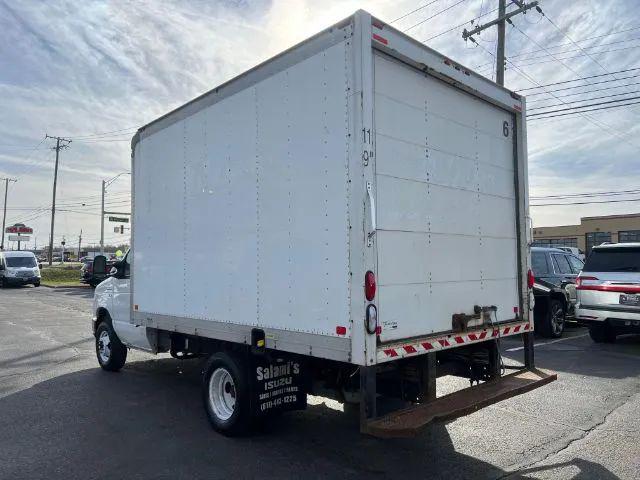 2017 Ford E-350 Cutaway Base