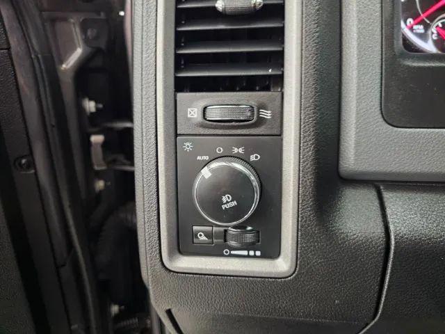 2018 Ram 1500 Express Quad Cab 4x4 64 Box
