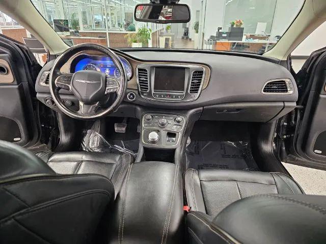 2015 Chrysler 200 C