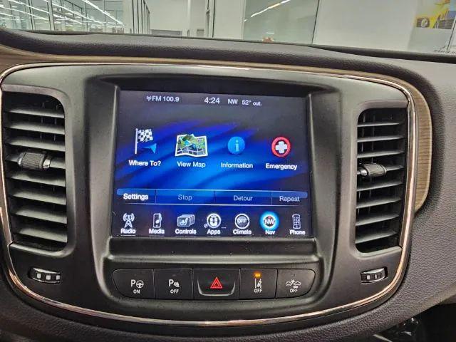 2015 Chrysler 200 C