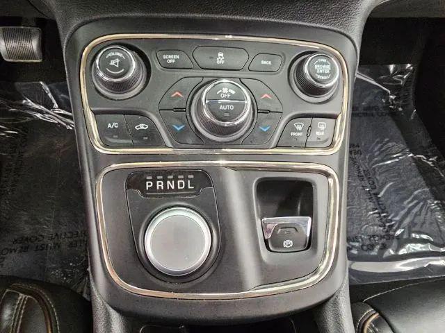 2015 Chrysler 200 C