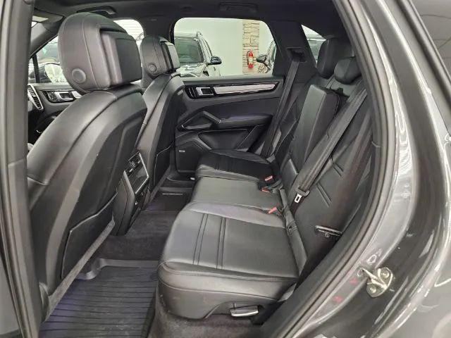 2019 Porsche Cayenne Base