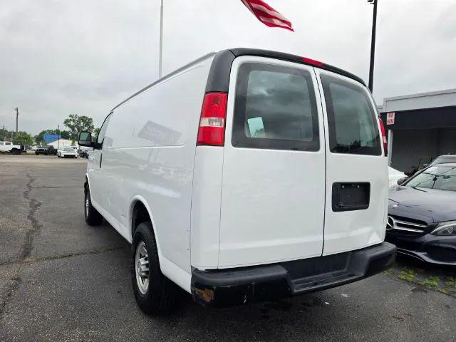 2017 Chevrolet Express Work Van