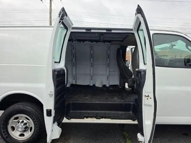 2017 Chevrolet Express Work Van