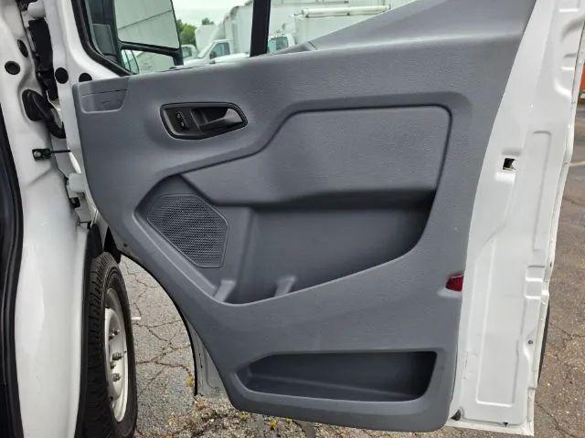 2015 Ford Transit w/Sliding Side Door w/LWB