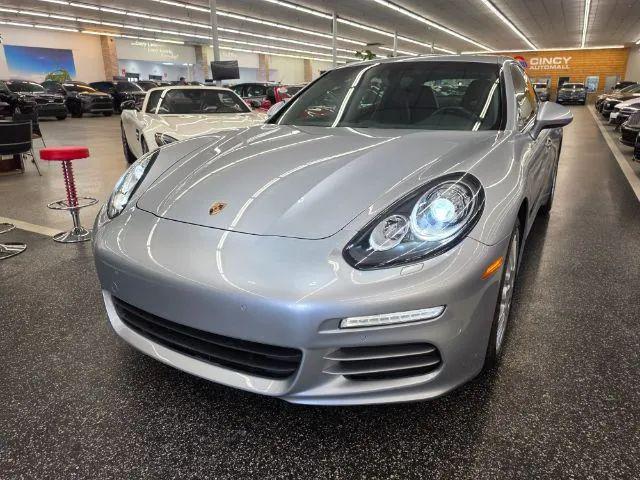 2016 Porsche Panamera 4