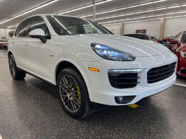 2017 Porsche Cayenne E-Hybrid S Platinum Edition