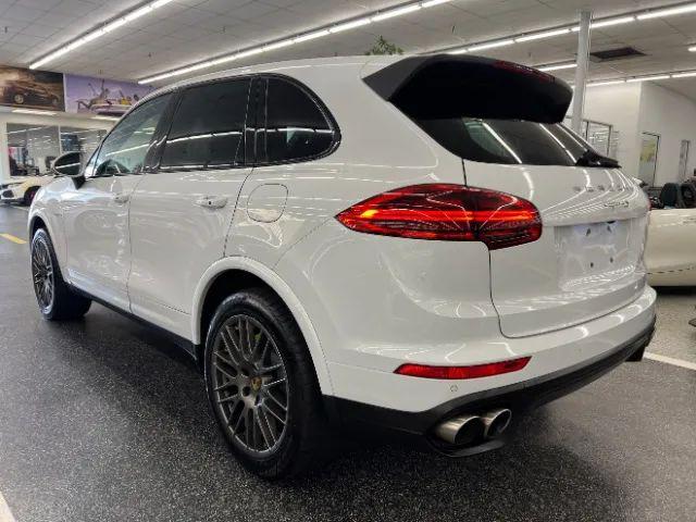 2017 Porsche Cayenne E-Hybrid S Platinum Edition
