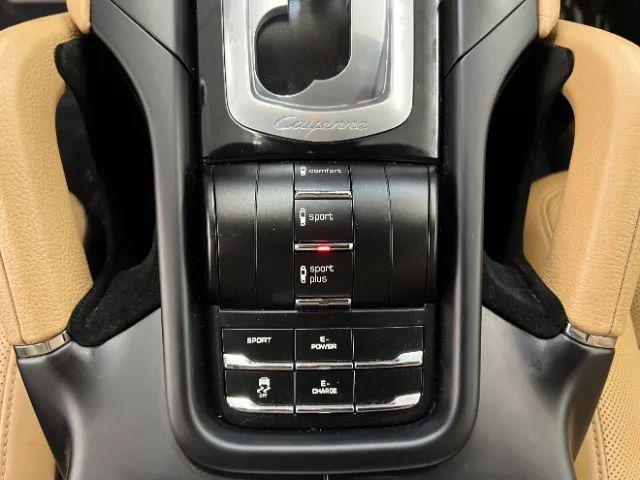 2017 Porsche Cayenne E-Hybrid S Platinum Edition