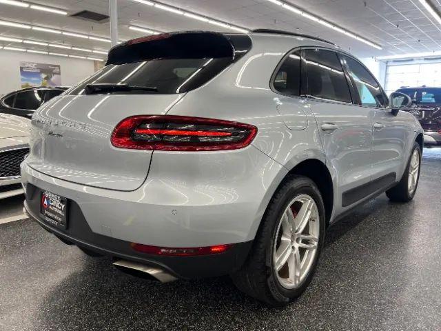2018 Porsche Macan Base