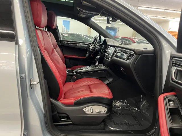2018 Porsche Macan Base