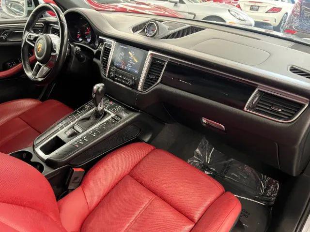 2018 Porsche Macan Base