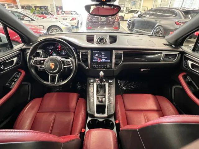 2018 Porsche Macan Base