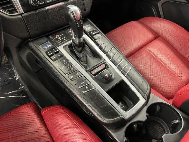 2018 Porsche Macan Base