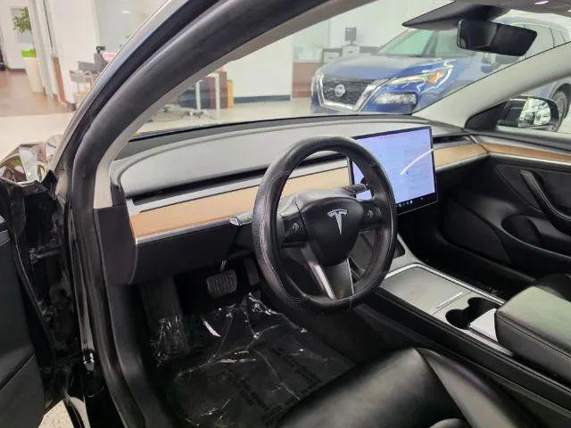2022 Tesla Model 3 Rear-Wheel Drive