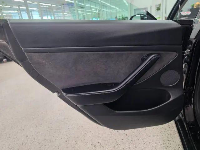 2022 Tesla Model 3 Rear-Wheel Drive