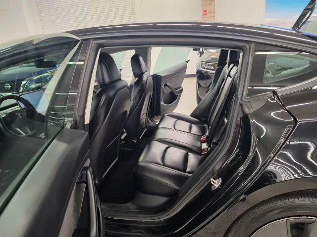 2022 Tesla Model 3 Rear-Wheel Drive