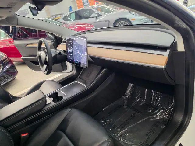 2021 Tesla Model 3 Standard Range Plus Rear-Wheel Drive