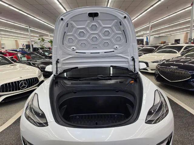 2021 Tesla Model 3 Standard Range Plus Rear-Wheel Drive