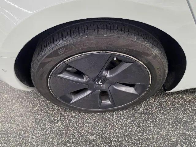 2021 Tesla Model 3 Standard Range Plus Rear-Wheel Drive