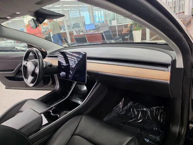 2019 Tesla Model 3 Mid Range