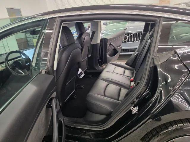 2019 Tesla Model 3 Mid Range