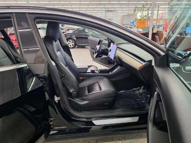 2019 Tesla Model 3 Mid Range